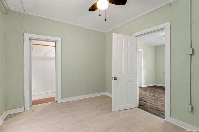 926 S Laredo, San Antonio, TX 78204