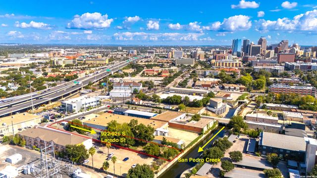 926 S Laredo, San Antonio, TX 78204