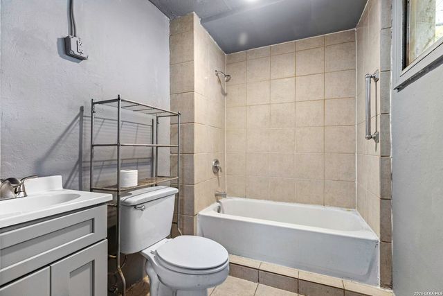 926 S Laredo, San Antonio, TX 78204