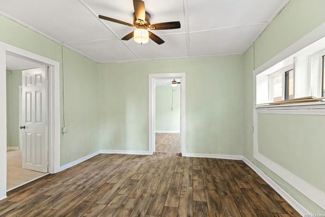 926 S Laredo, San Antonio, TX 78204