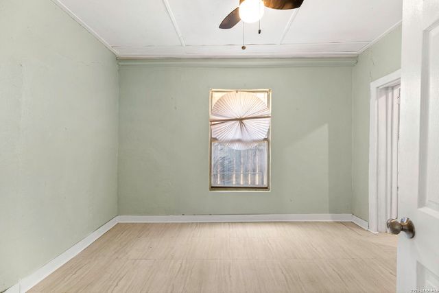 926 S Laredo, San Antonio, TX 78204