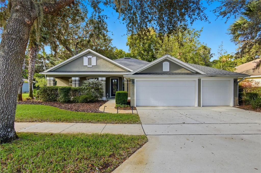 9 CREEKSIDE DRIVE, Palm Coast, FL 32137