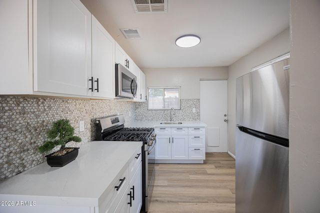 4208 N 17TH Street 2, Phoenix, AZ 85016