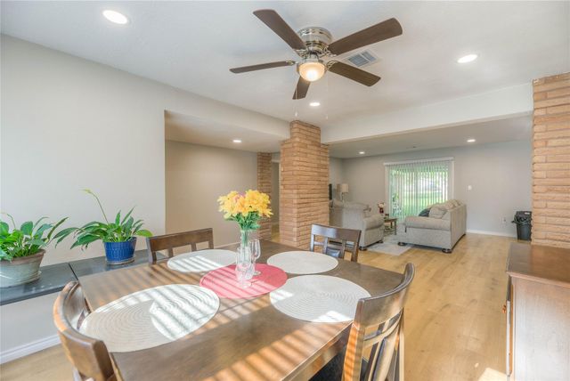 814 N Willis Avenue, Livingston, TX 77351