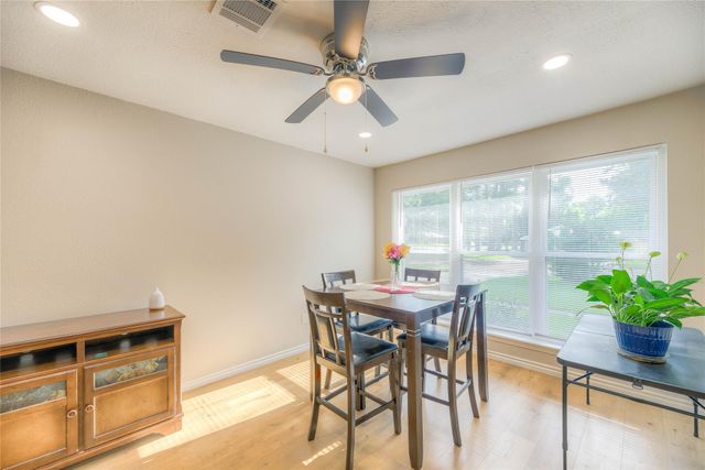 814 N Willis Avenue, Livingston, TX 77351