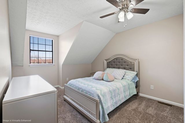 333 Deerpoint Dr, Hendersonville, TN 37075