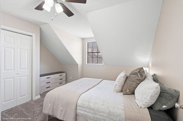 333 Deerpoint Dr, Hendersonville, TN 37075