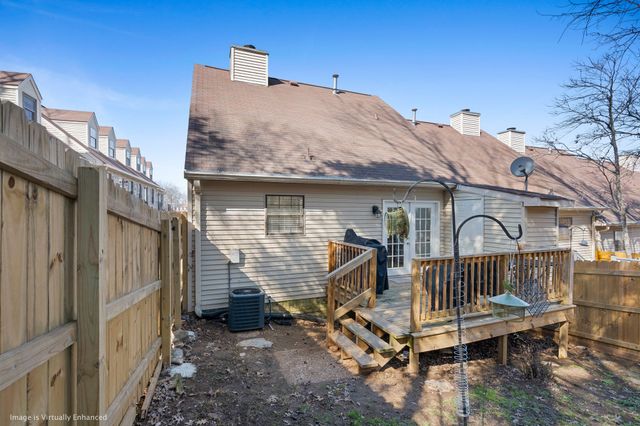 333 Deerpoint Dr, Hendersonville, TN 37075