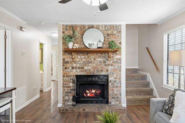 333 Deerpoint Dr, Hendersonville, TN 37075