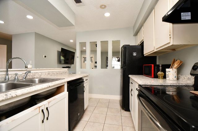 9458 Neuens Road 9458, Houston, TX 77080