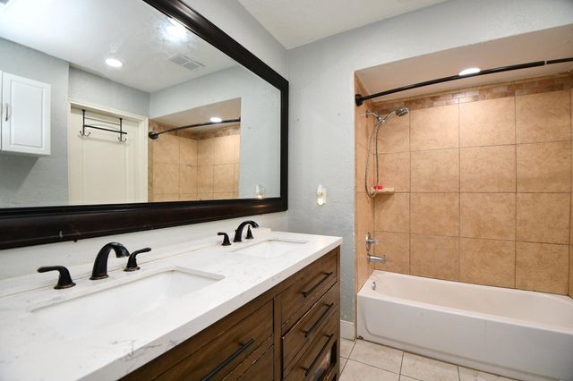 9458 Neuens Road 9458, Houston, TX 77080