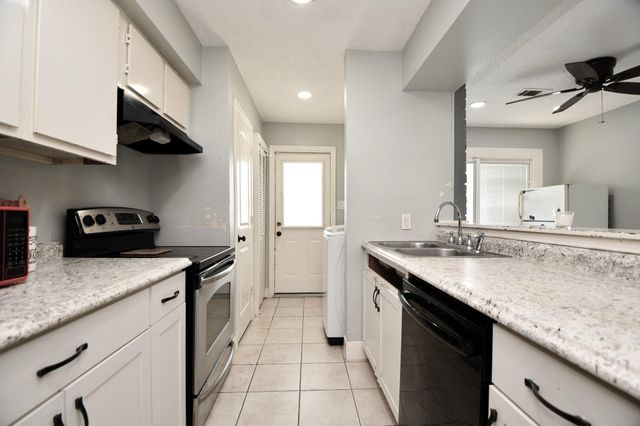 9458 Neuens Road 9458, Houston, TX 77080