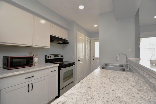 9458 Neuens Road 9458, Houston, TX 77080