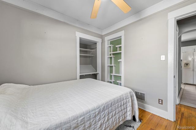 1103 Hoffman, Royal Oak, MI 48067