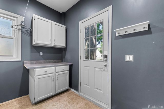 1103 Hoffman, Royal Oak, MI 48067