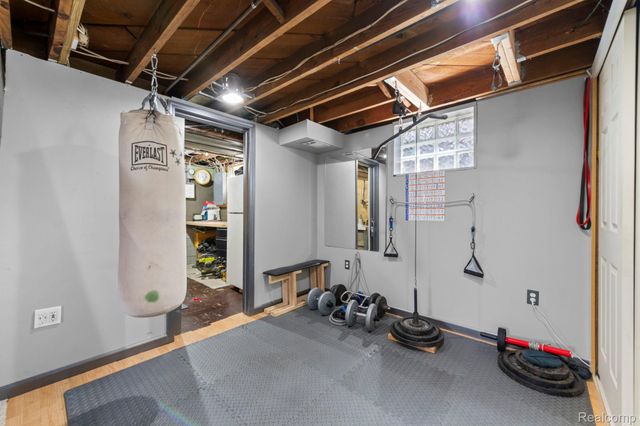 1103 Hoffman, Royal Oak, MI 48067