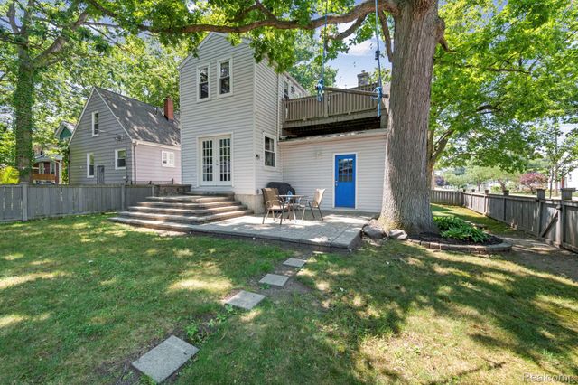 1103 Hoffman, Royal Oak, MI 48067