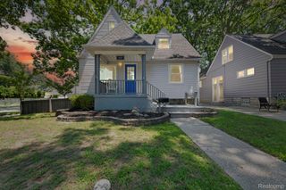 1103 Hoffman, Royal Oak, MI 48067