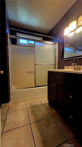 9454 Frankfort Avenue, Fontana, CA 92335