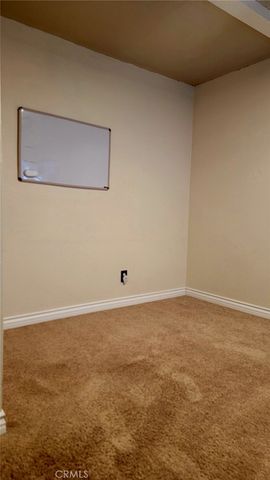 9454 Frankfort Avenue, Fontana, CA 92335