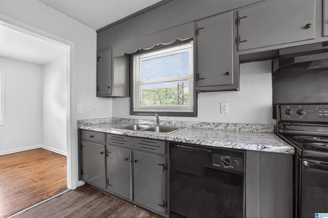 394 FERNBROOK AVENUE, Birmingham, AL 35215