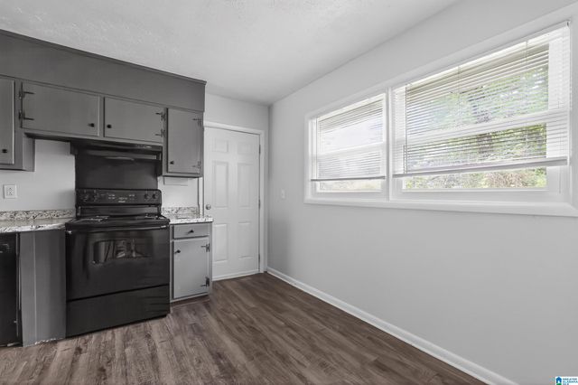 394 FERNBROOK AVENUE, Birmingham, AL 35215