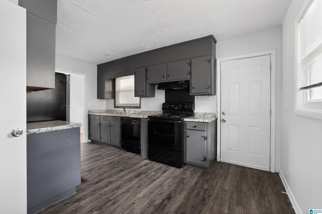 394 FERNBROOK AVENUE, Birmingham, AL 35215