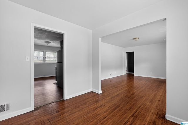 394 FERNBROOK AVENUE, Birmingham, AL 35215