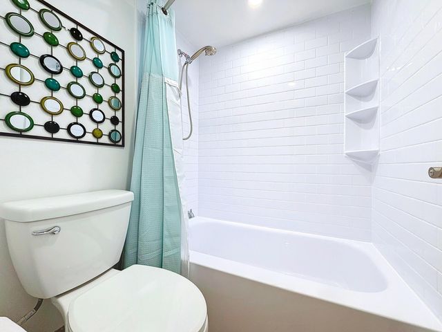 2311 S Cypress Bend Drive 319a, Pompano Beach, FL 33069