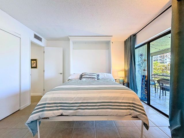 2311 S Cypress Bend Drive 319a, Pompano Beach, FL 33069