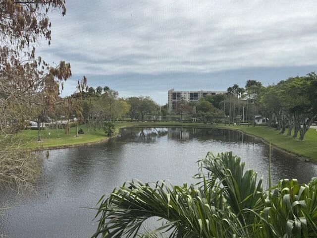 2311 S Cypress Bend Drive 319a, Pompano Beach, FL 33069