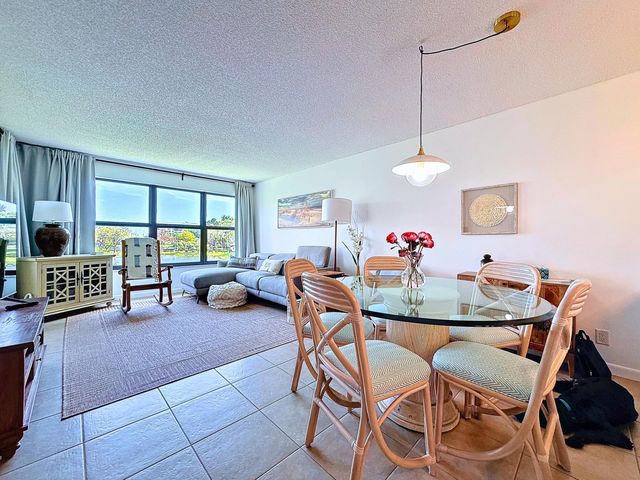 2311 S Cypress Bend Drive 319a, Pompano Beach, FL 33069