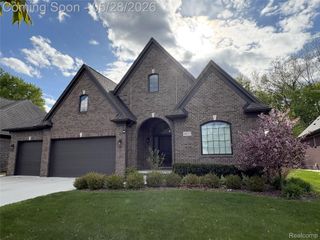 54311 Lawson Creek Drive, Shelby Charter Township, MI 48316