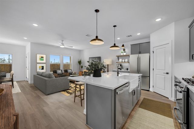 2205 Maple Ridge Drive, Van Alstyne, TX 75495