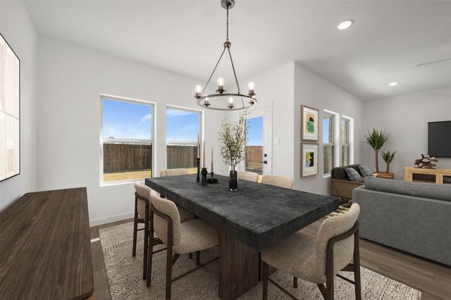 2205 Maple Ridge Drive, Van Alstyne, TX 75495