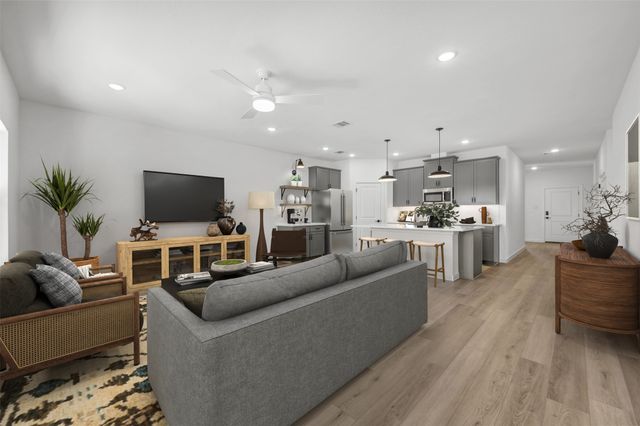 2205 Maple Ridge Drive, Van Alstyne, TX 75495