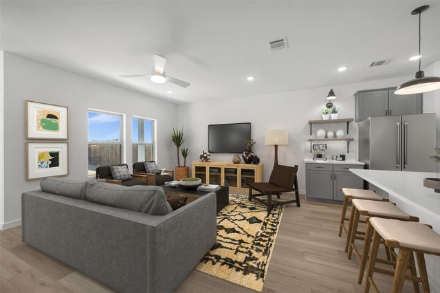 2205 Maple Ridge Drive, Van Alstyne, TX 75495