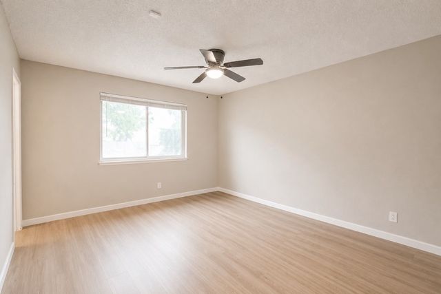 527 Shelly Court, Duncanville, TX 75137