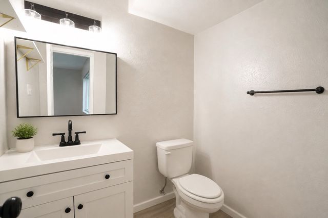 527 Shelly Court, Duncanville, TX 75137