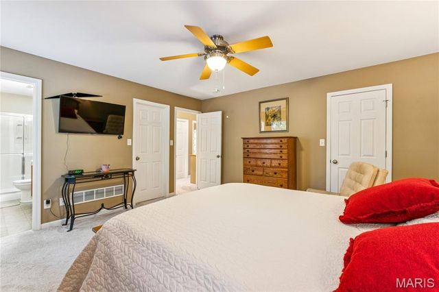 4203 Forder Heights Drive, St Louis, MO 63129