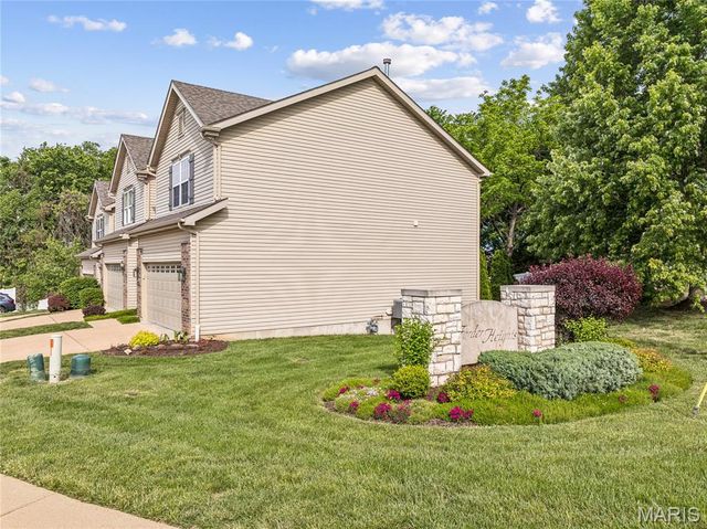 4203 Forder Heights Drive, St Louis, MO 63129