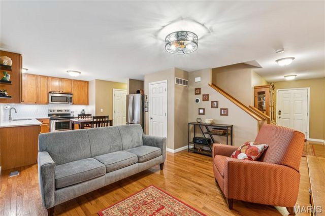 4203 Forder Heights Drive, St Louis, MO 63129