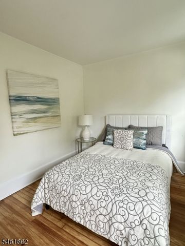 56 Rutgers St, Maplewood Twp., NJ 07040