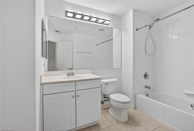 15995 Caldera LN 69, Naples, FL 34110