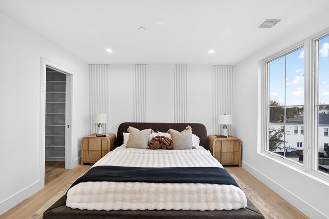 15 Jewett Pl B, Newton, MA 02458