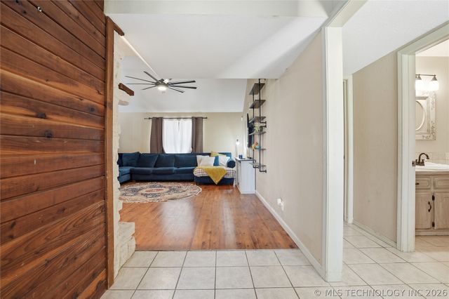 9608 W 71st Street S, Tulsa, OK 74131