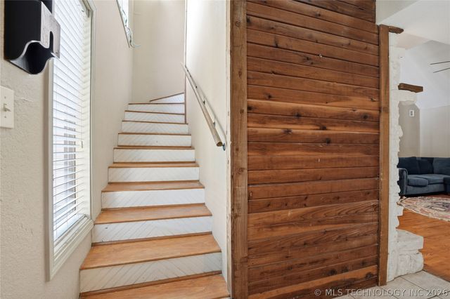 9608 W 71st Street S, Tulsa, OK 74131