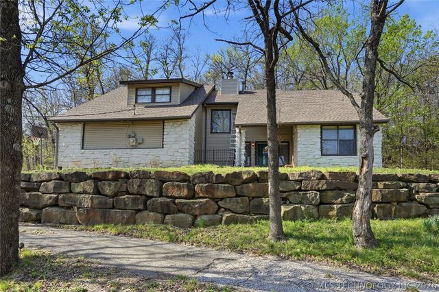 9608 W 71st Street S, Tulsa, OK 74131