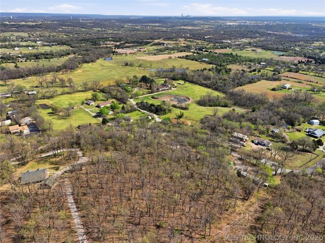 9608 W 71st Street S, Tulsa, OK 74131