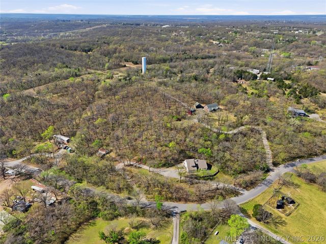 9608 W 71st Street S, Tulsa, OK 74131